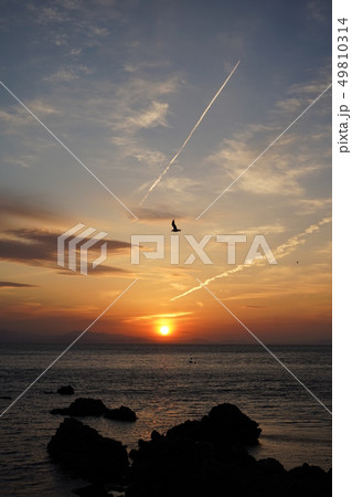 南あわじ市丸山の夕日、丸山海岸の夕日 49810314