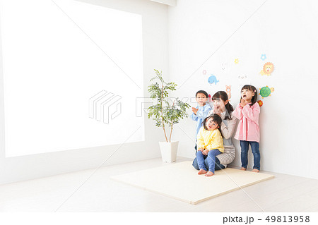 幼稚園 49813958