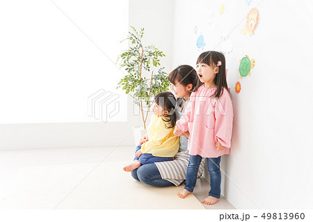 幼稚園 49813960