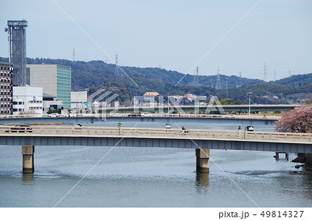 宍道湖大橋から望む松江市の街並み … 島根県 松江市 天候:晴れ 宍道湖大橋から望む松江市の街並み … 島根県 松江市 天候:晴れ 49814327