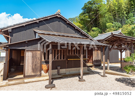 松江市 武家屋敷の邸内風景 49815052