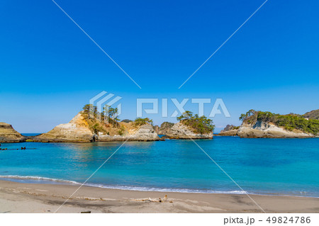 静岡県賀茂郡西伊豆町　堂ヶ島の海岸 49824786