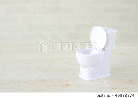 トイレ 49833874