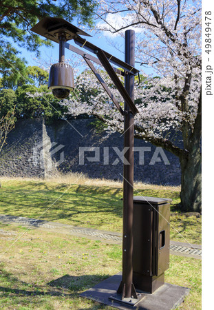全方位（360度）監視用の防犯カメラ 49849478