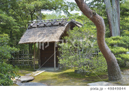 又新亭の門　仙洞御所庭園 49849844