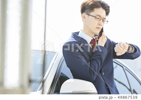男性 ビジネスマン 男性 ビジネスマン 49867539