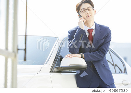 男性 ビジネスマン 男性 ビジネスマン 49867589