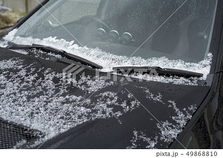 気象現象 雹(+自動車) 気象現象 雹(+自動車) 49868810