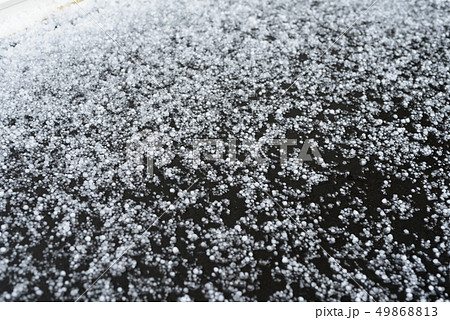 気象現象 雹(+地面) 気象現象 雹(+地面) 49868813