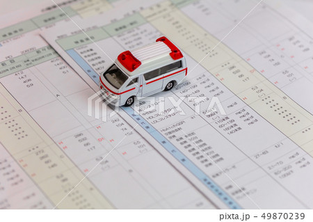 健康診断　コレステロール・HDL・LDL・善玉・悪玉・写真 49870239