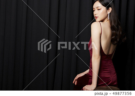 女性　ビューティー 49877356