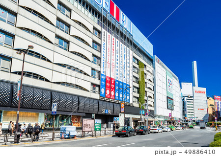 東京　池袋駅　東口周辺 49886410