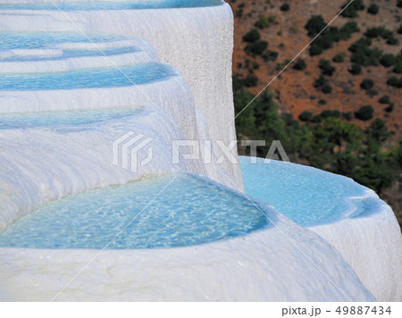 中国雲南省・白水台の石灰棚 / Baishuitai, Yunnan, China 49887434