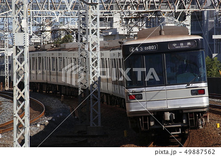 ［H］東京メトロ日比谷線03系（03-107F） 49887562