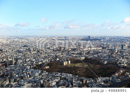 モンパルナスタワーから見たパリの景色(Paris) 49888991