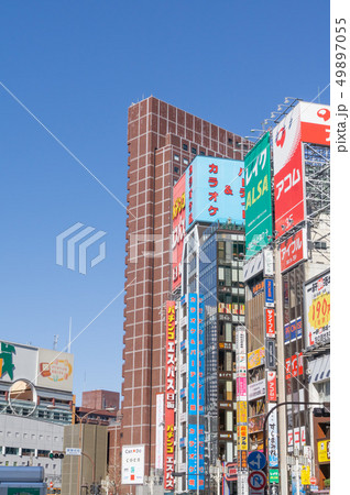 都市風景　新宿　歌舞伎町 49897055