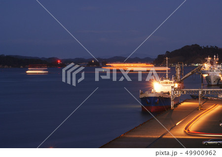 塩釜港と松島の夜景 塩釜港と松島の夜景 49900962