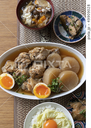 健康的な食事 健康的な食事 49909028