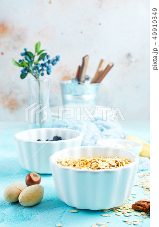 ingrediants for breakfast 49910349