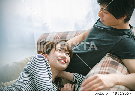 ライフスタイル　カップル 49918657