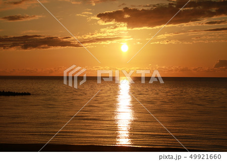 夕陽 49921660
