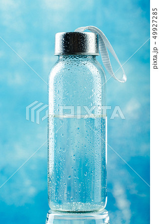 Small glass water bottle 49927285