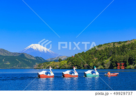 芦ノ湖からの富士山イメージ 49929737