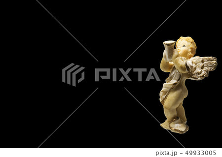 little angel with his horn 49933005