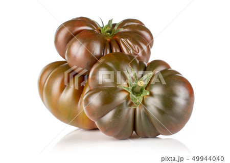 Fresh dark tomato primora isolated on white 49944040
