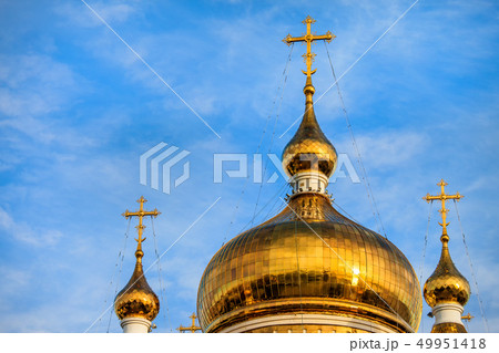 Orthodox cathedral dome and golden cross 49951418
