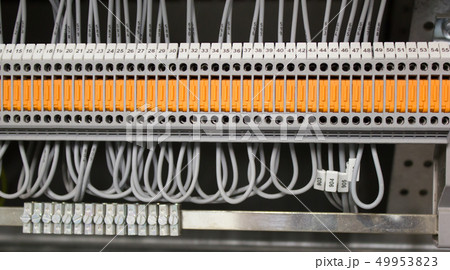 Wiring terminal with knife switch 49953823