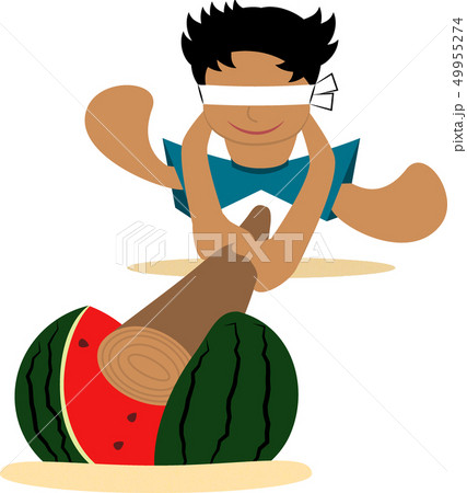 スイカ割を楽しむ男の子 49955274