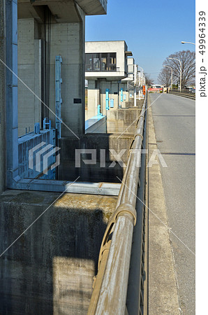 権現堂散歩:行幸水門橋 権現堂調節池取水門 権現堂散歩:行幸水門橋 権現堂調節池取水門 49964339