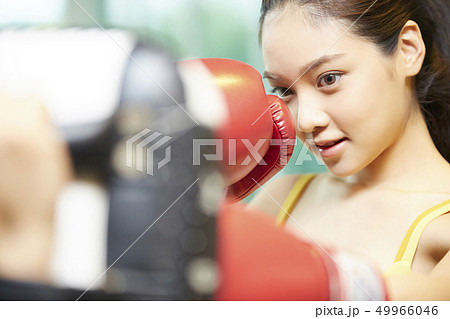 女性 スポーツウェア 女性 スポーツウェア 49966046