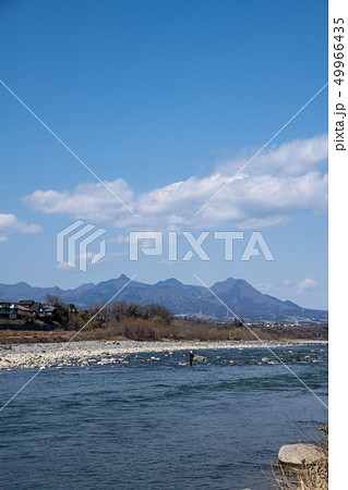 敷島公園　冬季ニジマス釣場　利根川　上流方面　　　 49966435