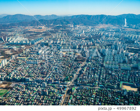 Beautiful architecture building in Seoul City Beautiful architecture building in Seoul City 49967892