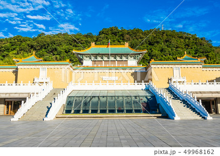 Beautiful architecture building exterior of landmark of taipei national palace museum in taiwan Beautiful architecture building exterior of landmark of taipei national palace museum in taiwan 49968162