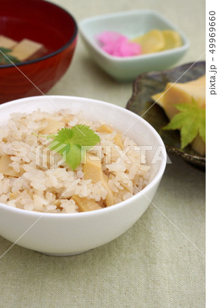 たけのこご飯とたけのこと蕗の炊き合わせ 49969660