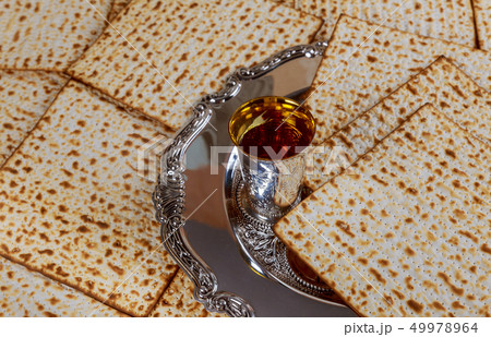 Passover matzoh jewish holiday bread, glasses Passover matzoh jewish holiday bread, glasses 49978964
