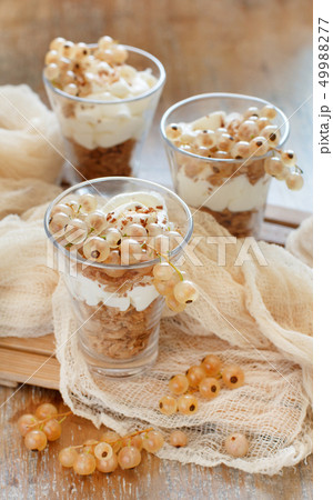 White currants and yogurt White currants and yogurt 49988277
