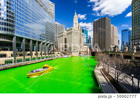 Dyeing River Chicago St' Partick Day. 50002777