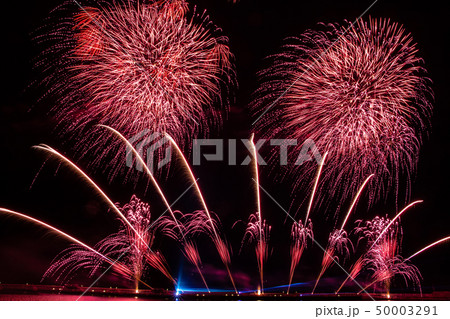 花火大会　夏の風物詩 50003291