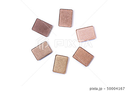 neutral toned eyeshadow make up palette isolated. neutral toned eyeshadow make up palette isolated. 50004167