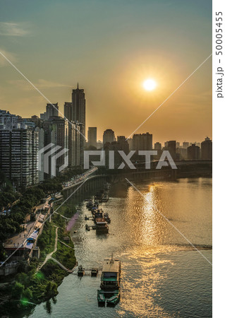 Cityscape of the Jialing river 50005455