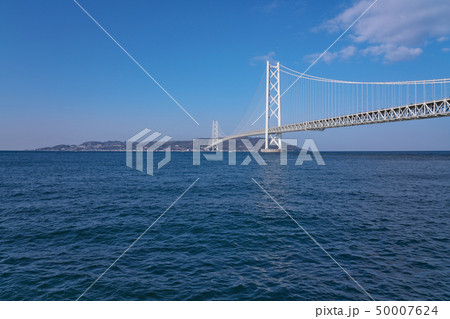 【淡路島と明石海峡大橋】 兵庫県神戸市垂水区東舞子町 50007624