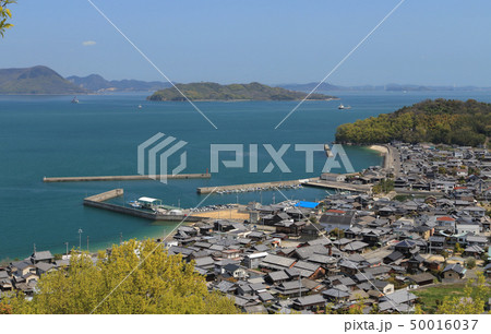 三豊市詫間町の須田港と志々島 三豊市詫間町の須田港と志々島 50016037