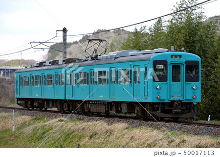 和歌山線を走る105系2両 50017113