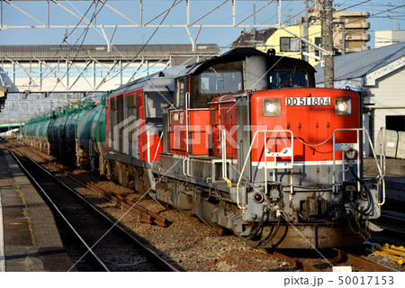 関西本線を走るDD51とDF200重連の四日市貨物 関西本線を走るDD51とDF200重連の四日市貨物 50017153