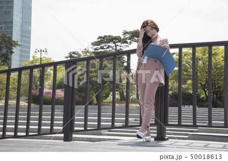 女性 女 女の子 50018613