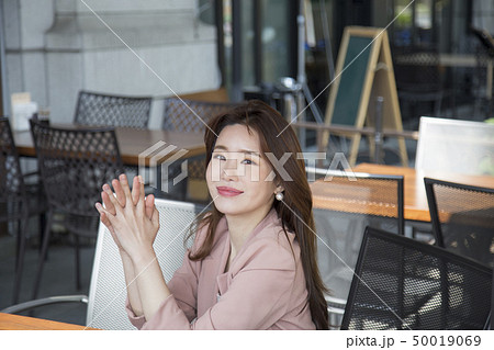 女性 女 女の子 50019069